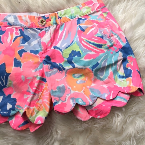 Lilly Pulitzer Buttercup Shorts - Picture 3 of 7